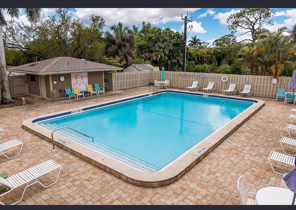 2 bed, 987 sqft, $2,300 — Photo 4