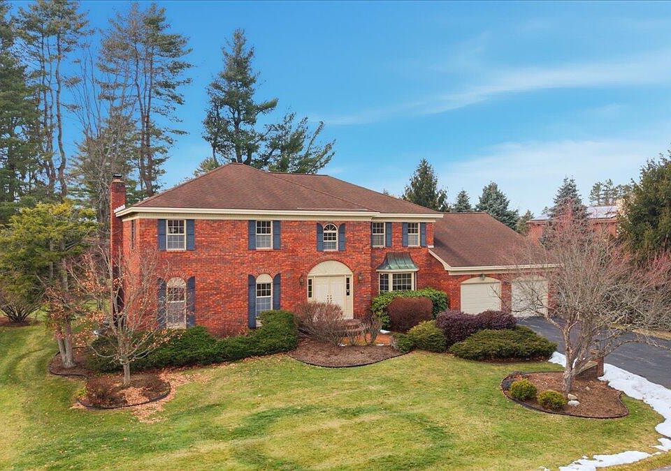 1st image of 23 Fairway Court