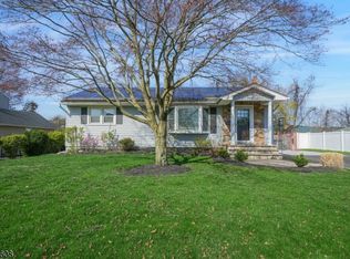 15 Margaret Drive, Pine Brook, NJ