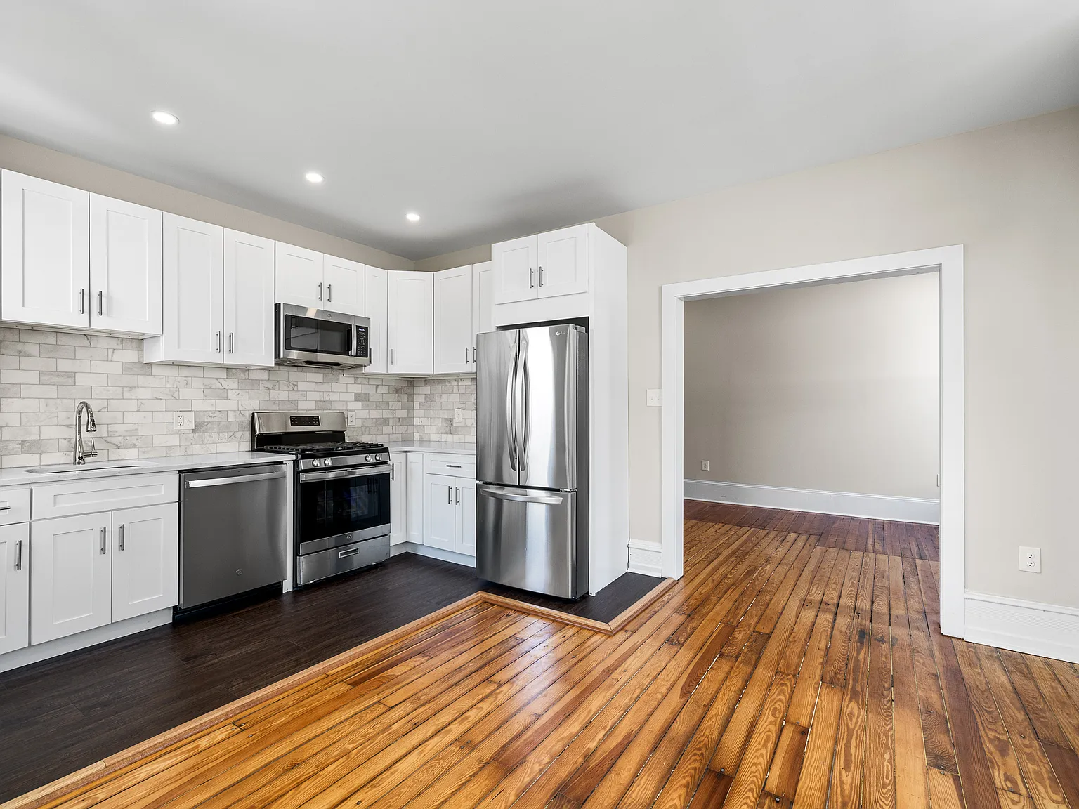 2 bed, 1300 sqft, $2,850 — Photo 2