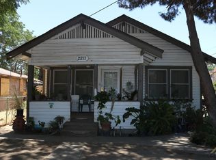 2211 Palm St, Bakersfield, CA 93304