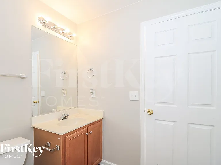 699 Hitchcock Way — Photo 12