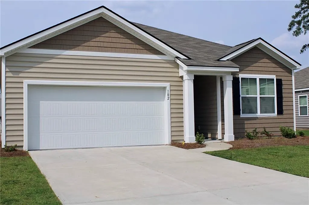 3 bed, 2.0 bath, 1701 sqft, $2,500 — Photo 1