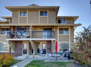 2200 N Woodview Dr SW #602, Calgary, AB T2W3N6