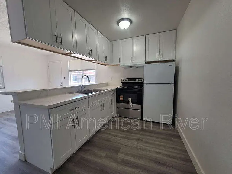 75 Nedra Ct #4 — Photo 5