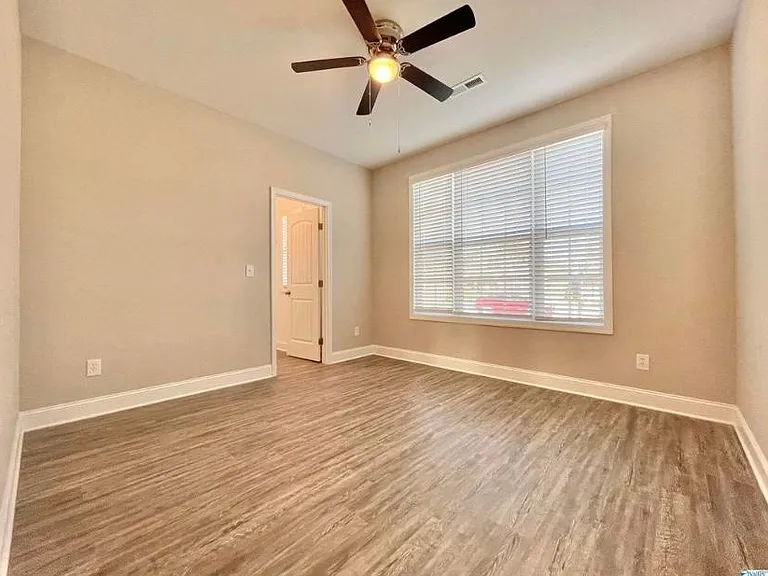 102 James Parcus Cir — Photo 37
