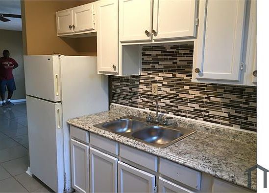 5th image of 724 Odessa St #2