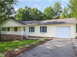1448 Betsy Ln, Randleman, NC 27317