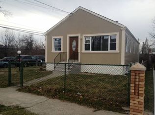 18727 120th Ave, Saint Albans, NY 11412