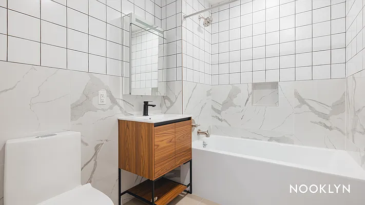 Rented by Nooklyn NYC LLC | media 80