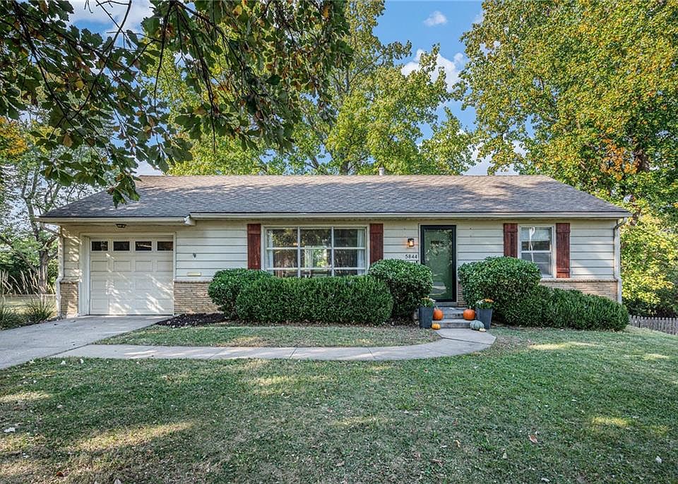 1st image of 5844 Granada Ln