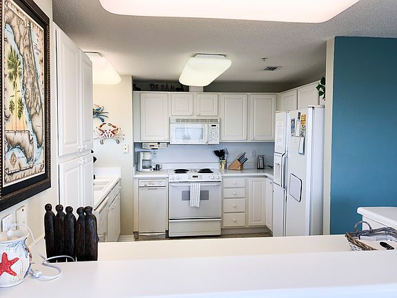 2nd image of 751 Pensacola Beach Blvd APT 4A