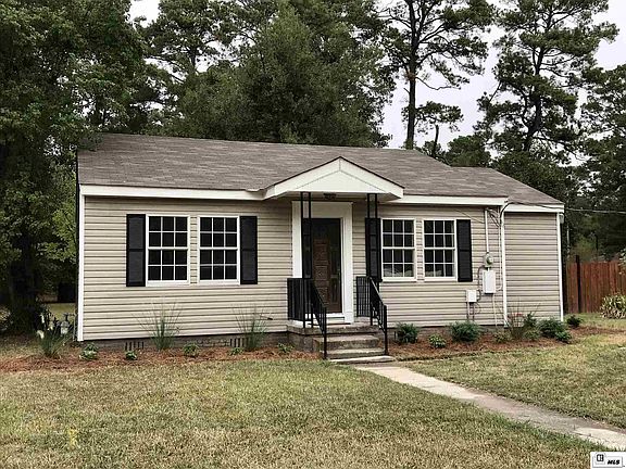 2nd image of 1004 Parkwood Dr