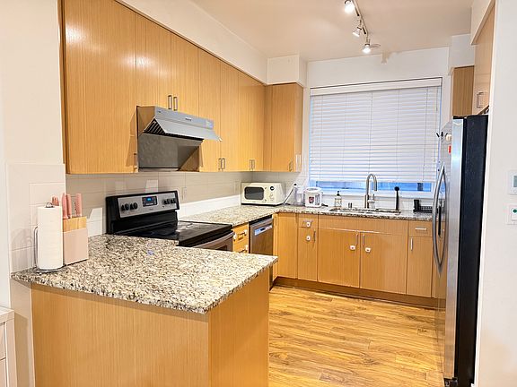 3rd image of 7573 129th Pl SE