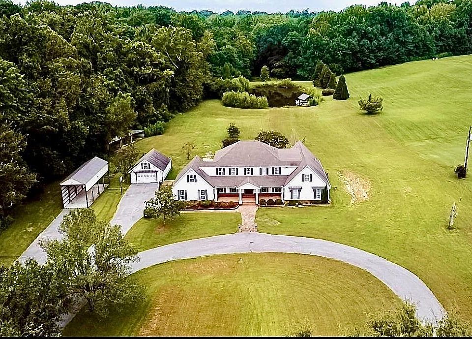1st image of 411 McLillie Ln