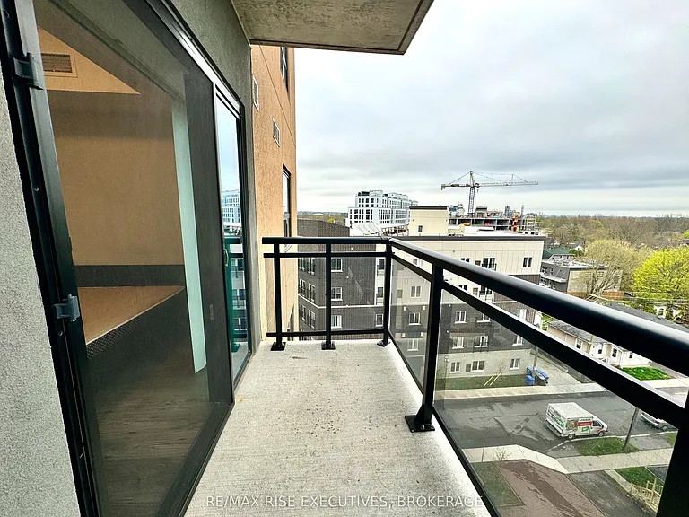 652 Princess St #711 — Photo 15