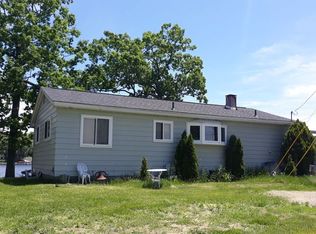520 Deerpointe, Leonard, MI 48367