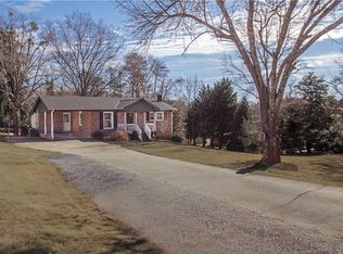 219 Motor Boat Club Rd, Greenville, SC 29611