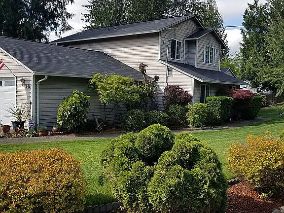 3rd image of 5411 Rainier Dr E
