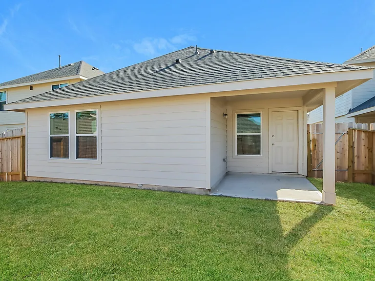 2512 Shad Dr — Photo 5