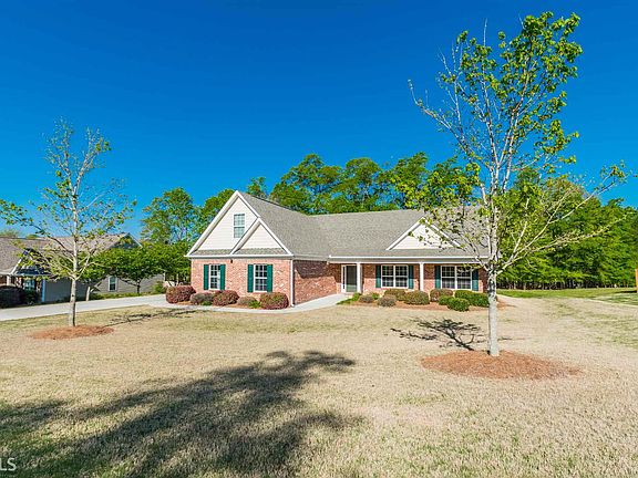 2nd image of 969 Golden Meadows Ln