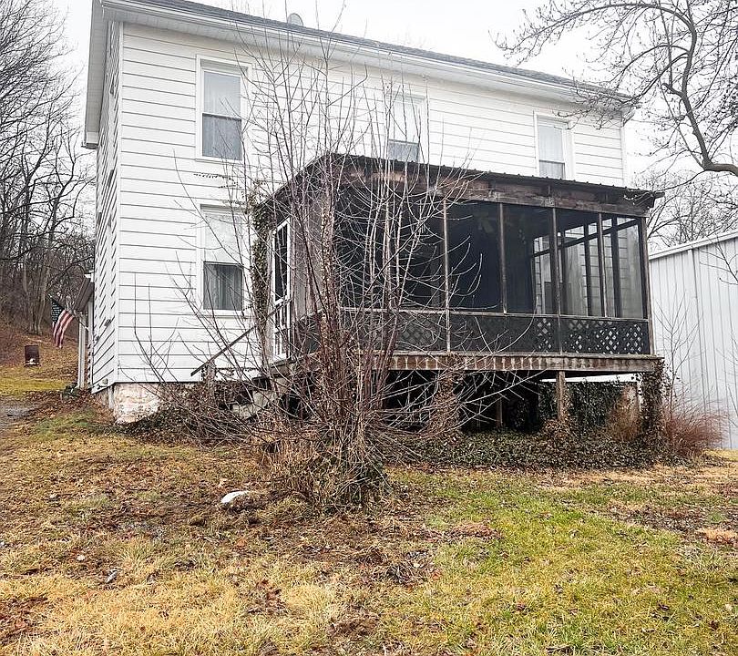 1st image of 76 Indian Ln