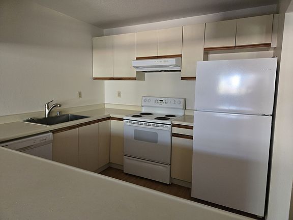 2nd image of 486 The Alameda E #El