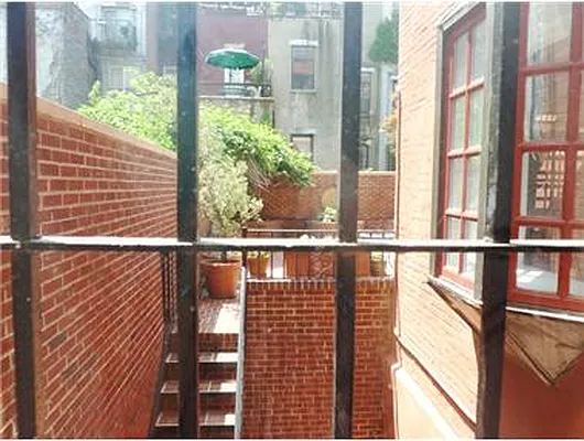 Rented by Douglas Elliman | media 23