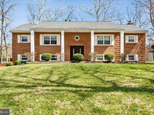 11213 Oakwood Dr, Dunkirk, MD 20754