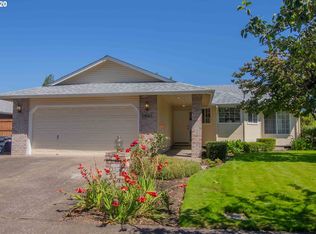 5682 D St, Springfield, OR 97478