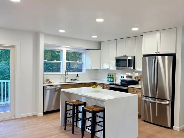 3600 4th St, North Beach, MD 20714