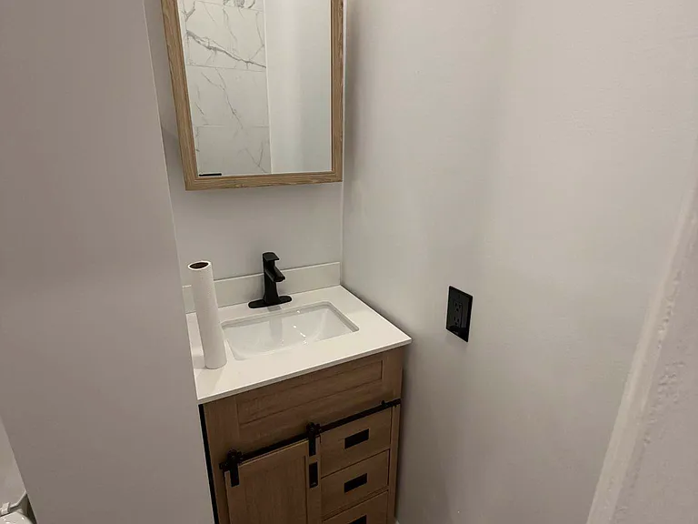 27 Prince St #1 — Photo 6