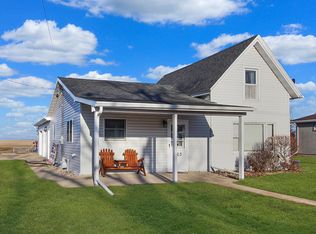 303 Locust St, Lena, IL 61048