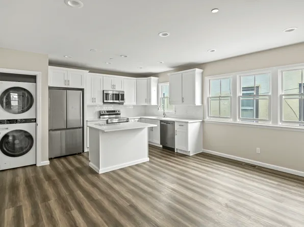 269 Bayville Ave #3, Bayville, NY 11709