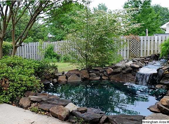 5th image of 230 Summer Hill Dr