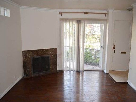 3rd image of 806 S Lucerne Blvd