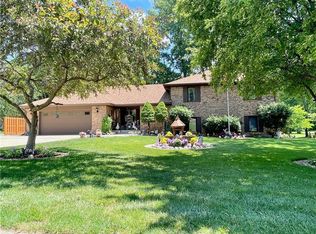 3817 Clubhouse Ct, Greenwood, IN