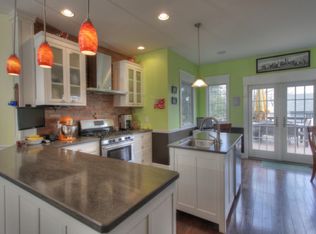 54 New St, Hampton, NJ 08827