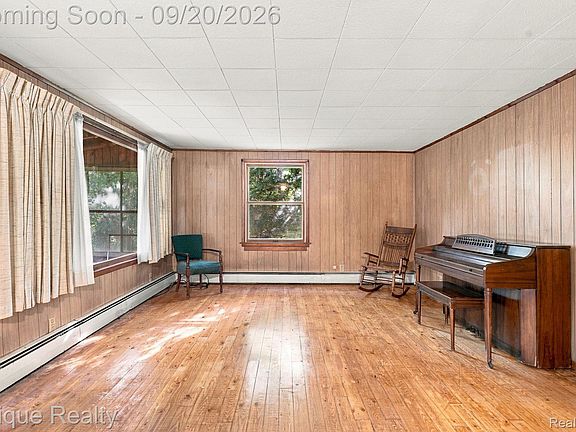 3rd image of 12346 Lake Rd
