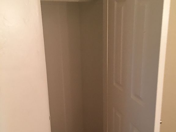 4th image of 4555 E Carson St #4555