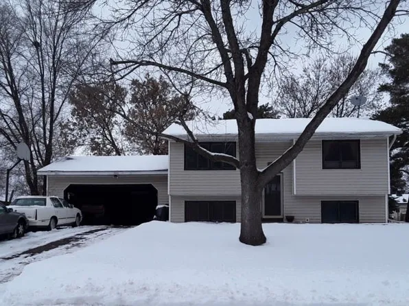 1000 74th Ave N, Brooklyn Park, MN 55444