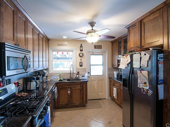 2nd image of 4614 Goldfield Ave
