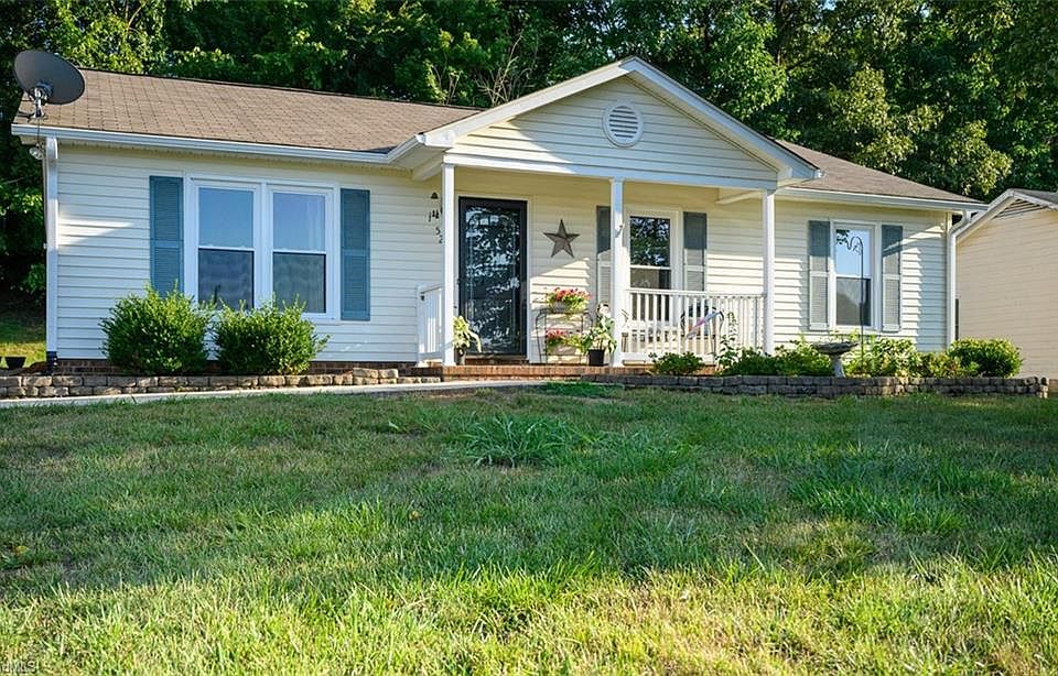 1st image of 521 Jonathan Ln