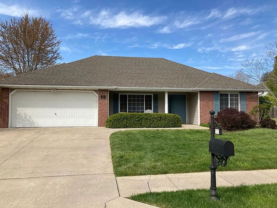 1st image of 903 Norman Dr