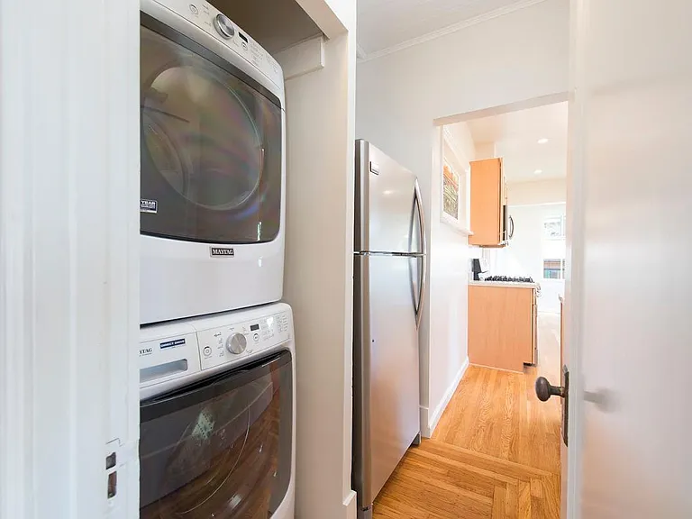 111 Monte Cresta Ave — Photo 12