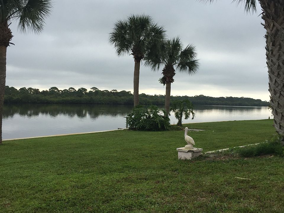 1st image of 530 Coral Creek Dr