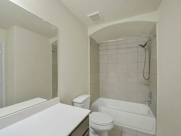 10502 Chestnut Path Way — Photo 37