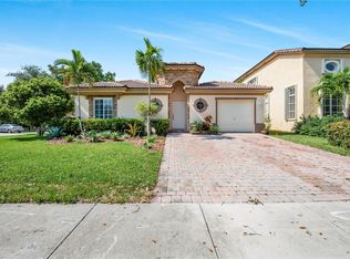 9372 SW 226th Ter, Cutler Bay, FL 33190