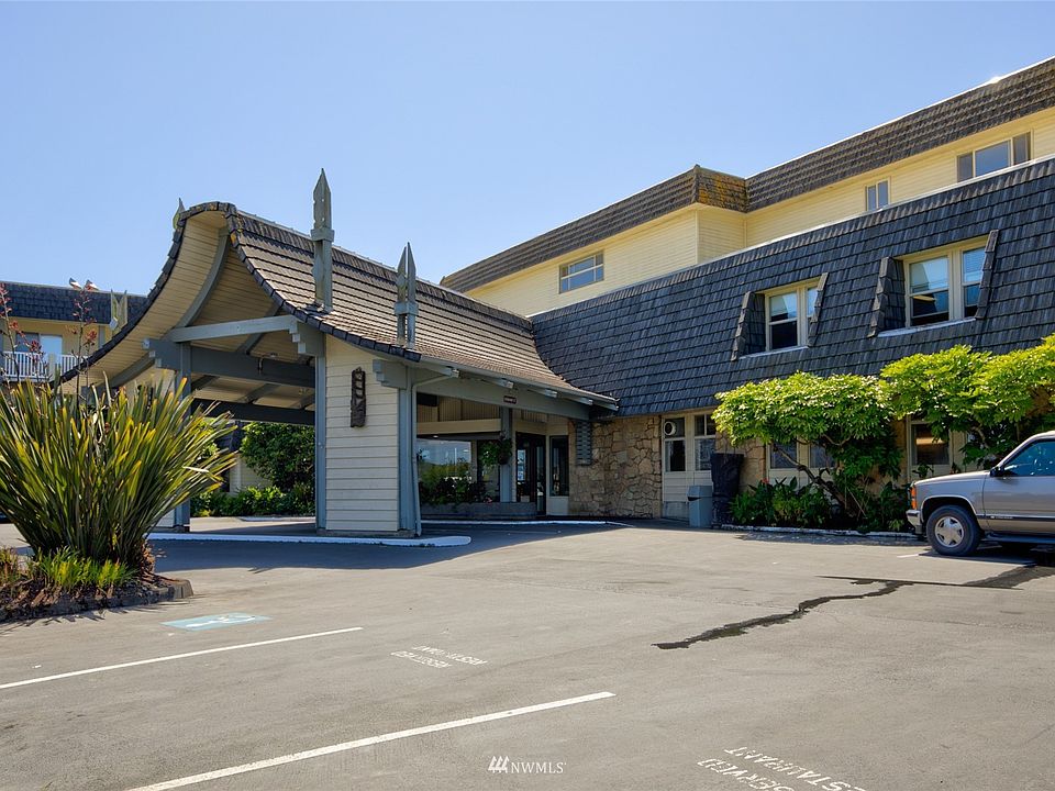 615 Ocean Shores Blvd NW 306, Ocean Shores, WA 98569 MLS NWM1923392