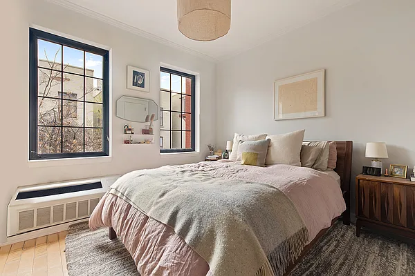 Sold by Compass | media 4